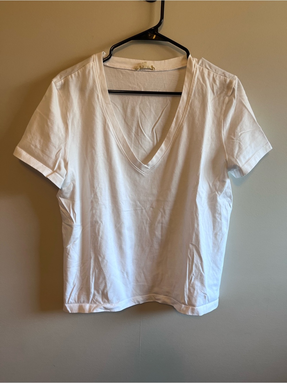 Madewell Women's White V-Neck Short Sleeve Top